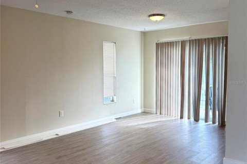 Apartamento en alquiler en Sarasota, Florida, 2 dormitorios, 78.97 m2 № 1913071 - foto 3