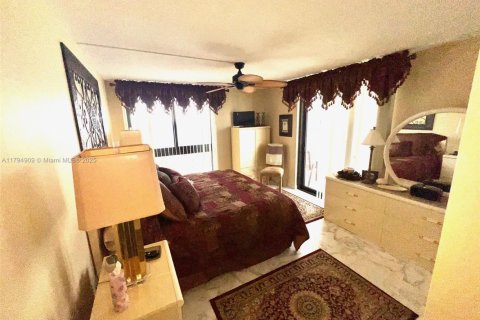 Купить кондоминиум в Холливуд, Флорида 2 спальни, 119.57м2, № 1861056 - фото 6