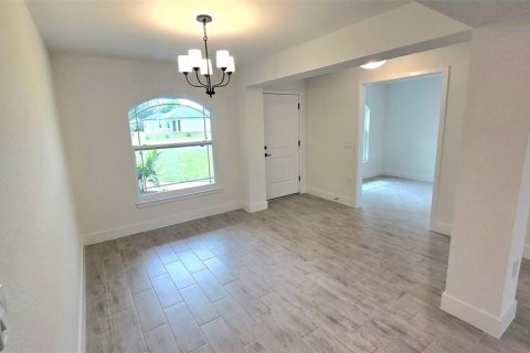 Casa en venta en North Port, Florida, 3 dormitorios, 186.73 m2 № 2106306 - foto 3