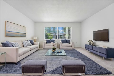 Casa en venta en Orlando, Florida, 4 dormitorios, 169.64 m2 № 2107298 - foto 4