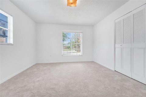 Casa en venta en Orlando, Florida, 4 dormitorios, 169.64 m2 № 2107298 - foto 28