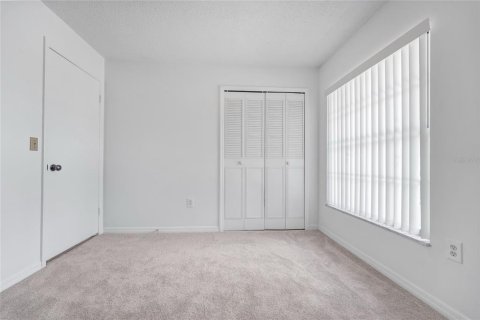 Casa en venta en Orlando, Florida, 4 dormitorios, 169.64 m2 № 2107298 - foto 26