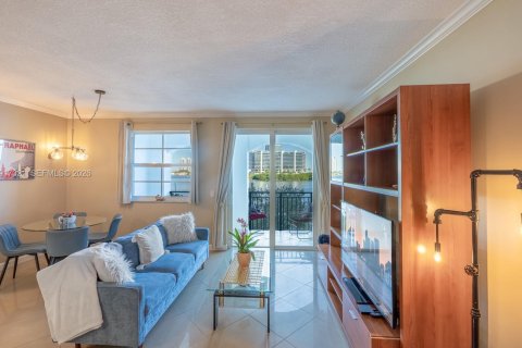 Condominio en alquiler en Aventura, Florida, 2 dormitorios, 95.13 m2 № 2062083 - foto 28