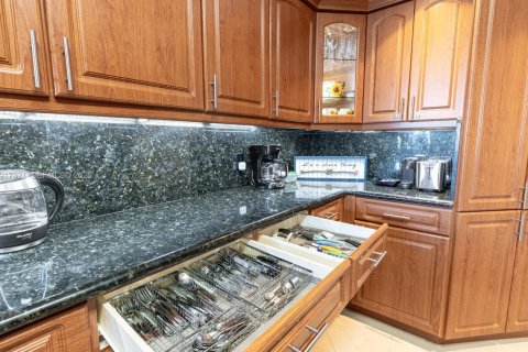 Condominio en alquiler en Aventura, Florida, 2 dormitorios, 95.13 m2 № 2062083 - foto 24