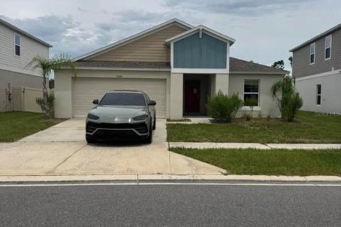 House in Lakeland, Florida 4 bedrooms, 171.68 sq.m. № 2297232
