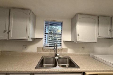 Condominio en alquiler en Orlando, Florida, 1 dormitorio, 59.64 m2 № 2103780 - foto 8