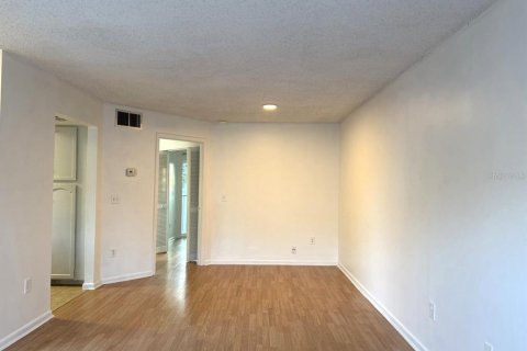 Condominio en alquiler en Orlando, Florida, 1 dormitorio, 59.64 m2 № 2103780 - foto 4
