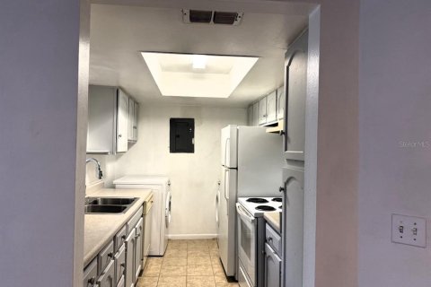 Condominio en alquiler en Orlando, Florida, 1 dormitorio, 59.64 m2 № 2103780 - foto 7