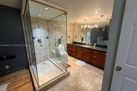 Снять в аренду кондоминиум в Помпано-Бич, Флорида 2 спальни, 102.19м2, № 2025209 - фото 11