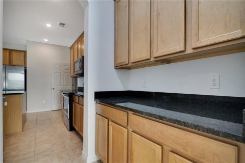 House in Winter Garden, Florida 4 bedrooms, 281.22 sq.m. № 1909693 - photo 11