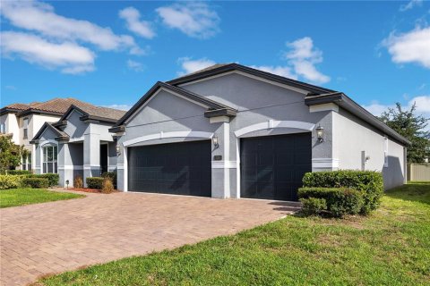 House in Winter Garden, Florida 4 bedrooms, 281.22 sq.m. № 1909693 - photo 2