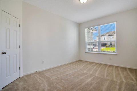 House in Winter Garden, Florida 4 bedrooms, 281.22 sq.m. № 1909693 - photo 13