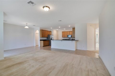 House in Winter Garden, Florida 4 bedrooms, 281.22 sq.m. № 1909693 - photo 6