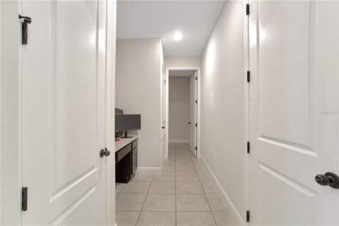House in Leesburg, Florida 3 bedrooms, 160.26 sq.m. № 1556872 - photo 13