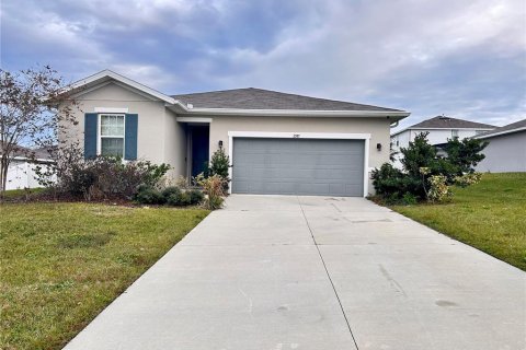 House in Leesburg, Florida 3 bedrooms, 160.26 sq.m. № 1556872 - photo 3
