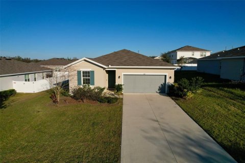 House in Leesburg, Florida 3 bedrooms, 160.26 sq.m. № 1556872 - photo 2