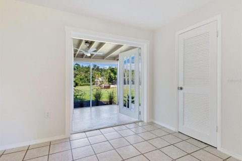 Casa en venta en Sarasota, Florida, 2 dormitorios, 88.63 m2 № 1880448 - foto 15