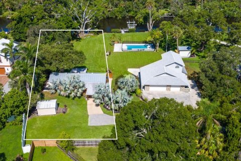Casa en venta en Sarasota, Florida, 2 dormitorios, 88.63 m2 № 1880448 - foto 24