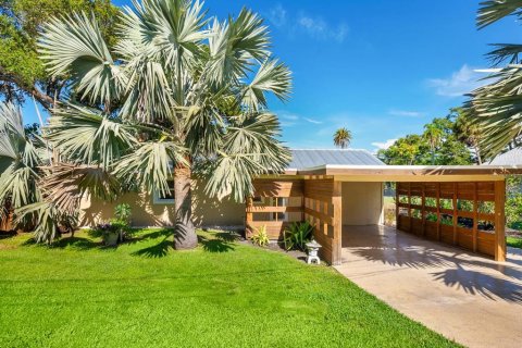 Casa en venta en Sarasota, Florida, 2 dormitorios, 88.63 m2 № 1880448 - foto 28