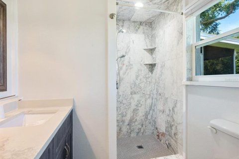 Casa en venta en Sarasota, Florida, 2 dormitorios, 88.63 m2 № 1880448 - foto 14