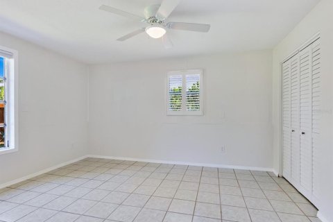 Casa en venta en Sarasota, Florida, 2 dormitorios, 88.63 m2 № 1880448 - foto 12