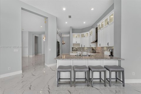Casa en venta en Pembroke Pines, Florida, 4 dormitorios, 263.29 m2 № 2428112 - foto 10