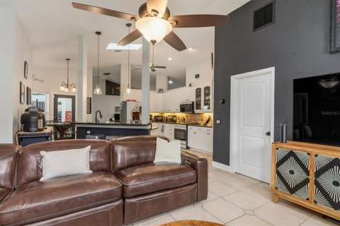 Casa en venta en Punta Gorda, Florida, 3 dormitorios, 183.2 m2 № 2284764 - foto 19