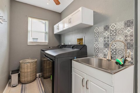 Casa en venta en Punta Gorda, Florida, 3 dormitorios, 183.2 m2 № 2284764 - foto 29