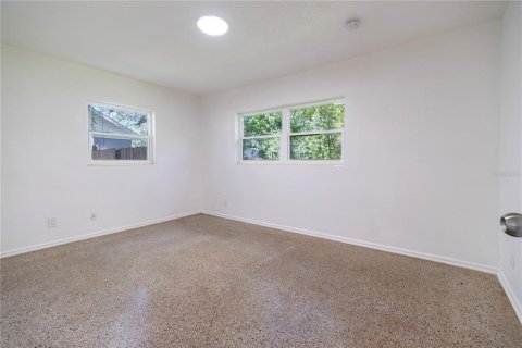 House in Orlando, Florida 3 bedrooms, 113.53 sq.m. № 1795685 - photo 11