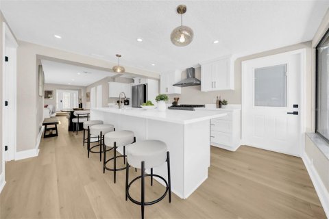 Villa ou maison à vendre à Clearwater, Floride: 4 chambres, 238.48 m2 № 1905020 - photo 11