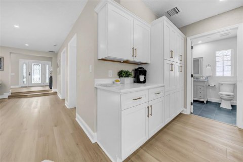 Villa ou maison à vendre à Clearwater, Floride: 4 chambres, 238.48 m2 № 1905020 - photo 16