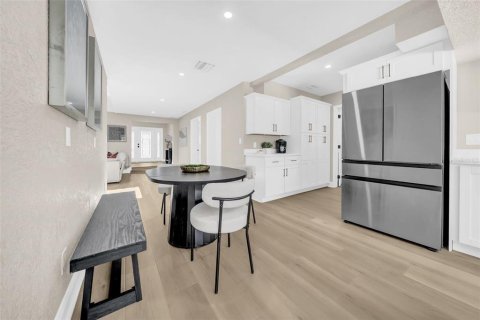 Villa ou maison à vendre à Clearwater, Floride: 4 chambres, 238.48 m2 № 1905020 - photo 19