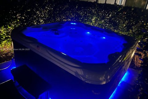 Купить виллу или дом в Холливуд, Флорида 4 спальни, 270.25м2, № 1972551 - фото 30