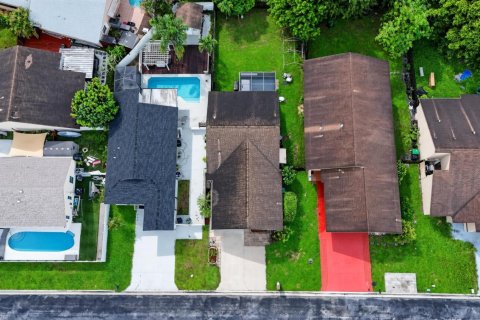 Villa ou maison à vendre à Cooper City, Floride: 3 chambres, 144.56 m2 № 2376331 - photo 20