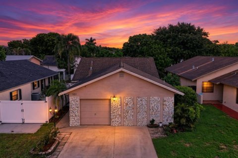 Villa ou maison à vendre à Cooper City, Floride: 3 chambres, 144.56 m2 № 2376331 - photo 18