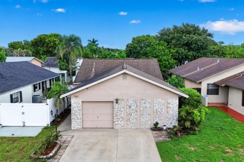 Villa ou maison à Cooper City, Floride 3 chambres, 144.56 m2 № 2376331