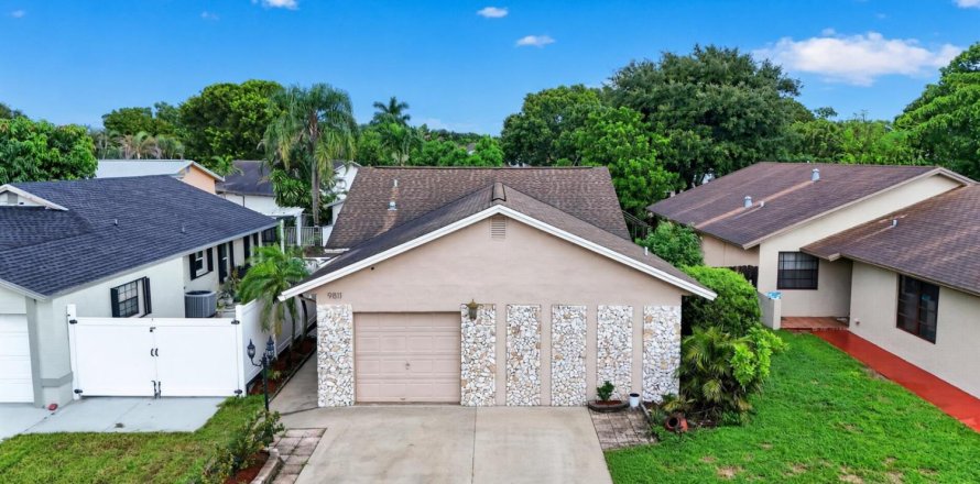 Villa ou maison à Cooper City, Floride 3 chambres, 144.56 m2 № 2376331