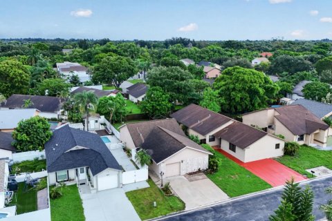 Villa ou maison à vendre à Cooper City, Floride: 3 chambres, 144.56 m2 № 2376331 - photo 23