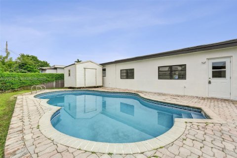 Купить виллу или дом в Мирамар, Флорида 3 спальни, 185.06м2, № 2394501 - фото 10