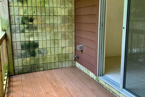 Adosado en alquiler en Gainesville, Florida, 1 dormitorio, 86.4 m2 № 1913556 - foto 6