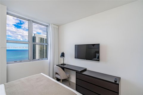 Condominio en venta en Hollywood, Florida, 2 dormitorios, 98.48 m2 № 1933175 - foto 17