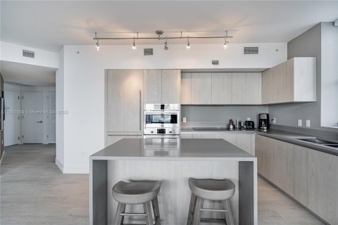 Condominio en venta en Hollywood, Florida, 2 dormitorios, 98.48 m2 № 1933175 - foto 26