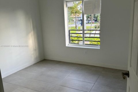 Apartamento en alquiler en Pompano Beach, Florida, 2 dormitorios, 80.08 m2 № 1895576 - foto 5