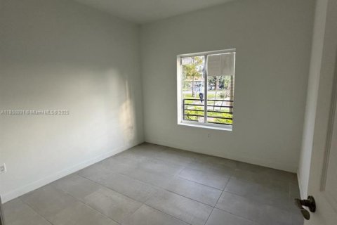 Apartamento en alquiler en Pompano Beach, Florida, 2 dormitorios, 80.08 m2 № 1895576 - foto 20
