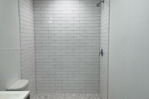 Apartamento en alquiler en Pompano Beach, Florida, 2 dormitorios, 80.08 m2 № 1895576 - foto 16