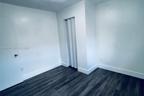 Appartement à louer à Miami, Floride: 2 chambres, 62.89 m2 № 2072852 - photo 24