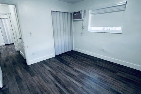 Appartement à louer à Miami, Floride: 2 chambres, 62.89 m2 № 2072852 - photo 23