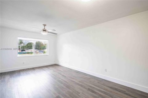 Appartement à louer à Miami, Floride: 2 chambres, 62.89 m2 № 2072852 - photo 14