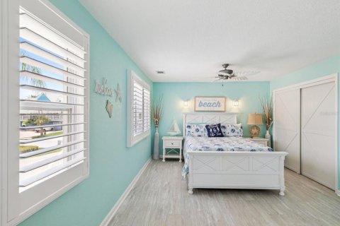 Casa en venta en New Port Richey, Florida, 3 dormitorios, 268.12 m2 № 1893909 - foto 29
