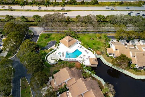 Condo in Jupiter, Florida, 3 bedrooms  № 1026672 - photo 1